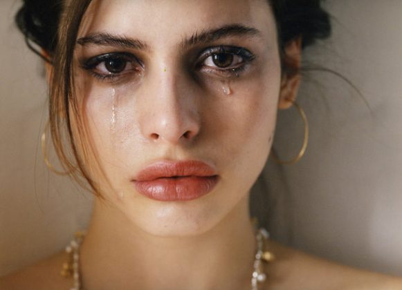 crying-lips.jpg
